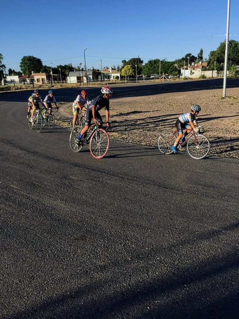 Vuelta Al Valle - Deporte