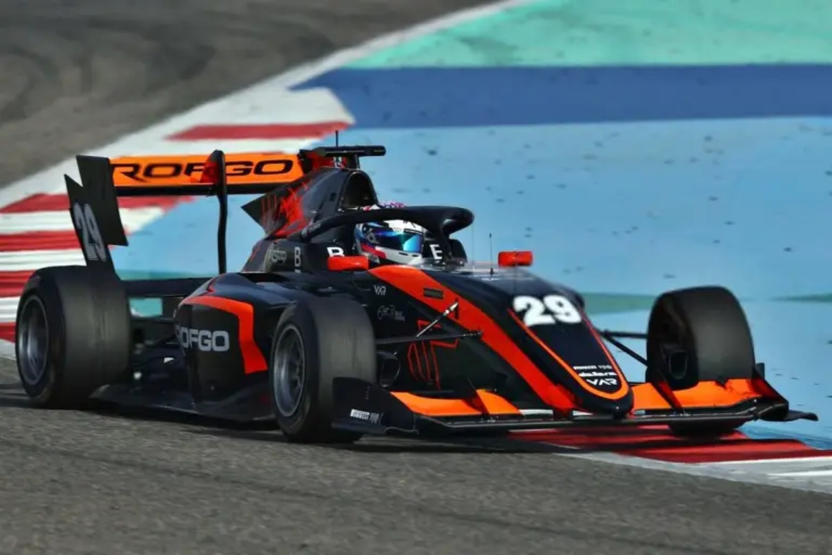 Franco Colapinto joven ítalo-argentino triunfó en Imola